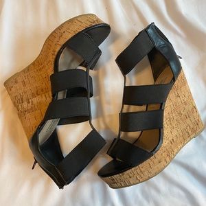 Steve Madden size 8.5 wedges